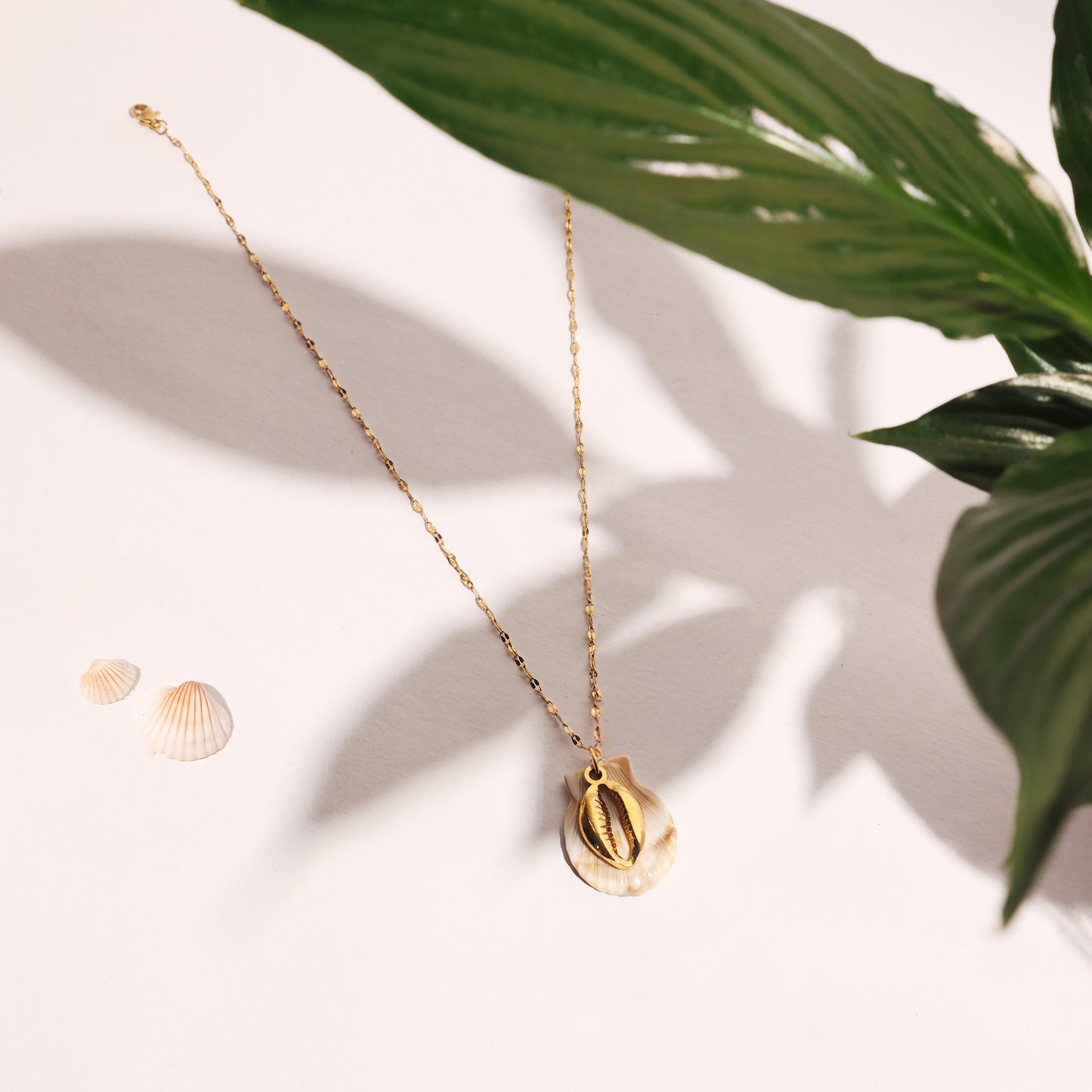 Golden Seashell Layered Pendant Necklace