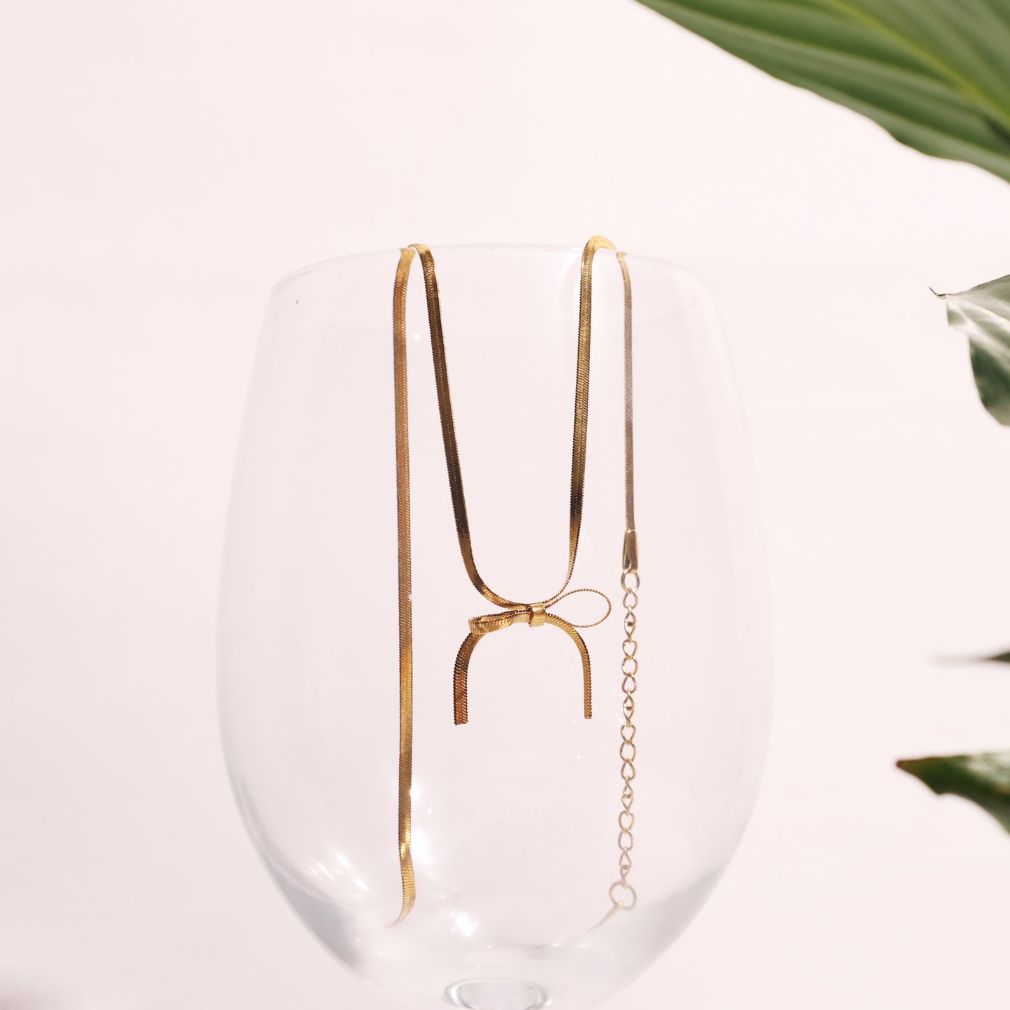Gold Bow Necklace – Elegant & Feminine Jewelry