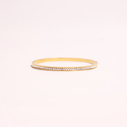 Radiance Line Bangle – Minimalist Sparkle, Timeless Elegance