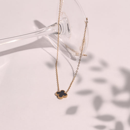 Noir Clover Elegance Necklace