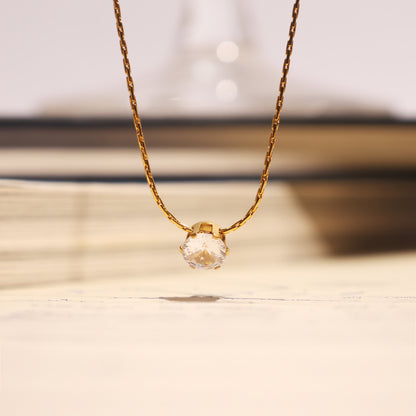 Stallae Solitaire Radiance Necklace
