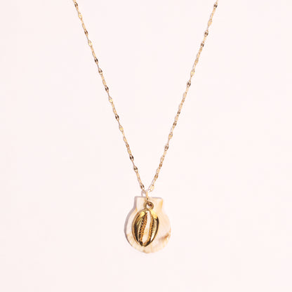 Golden Seashell Layered Pendant Necklace